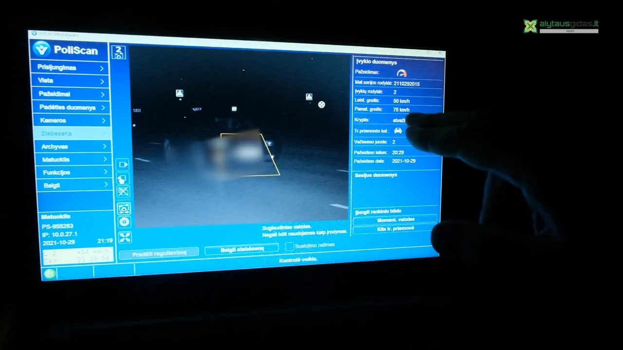 03 po reportazo00 02 08 43still065