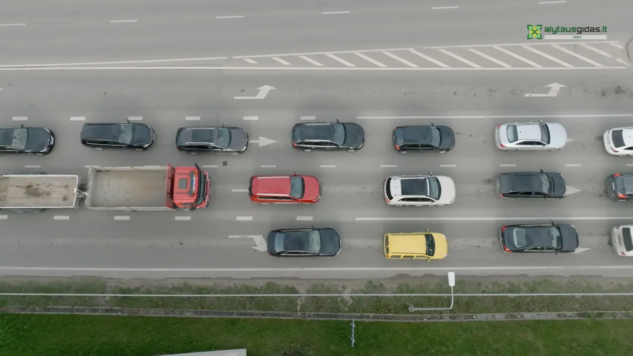 03 po reportazo00 02 13 29still058 jpg