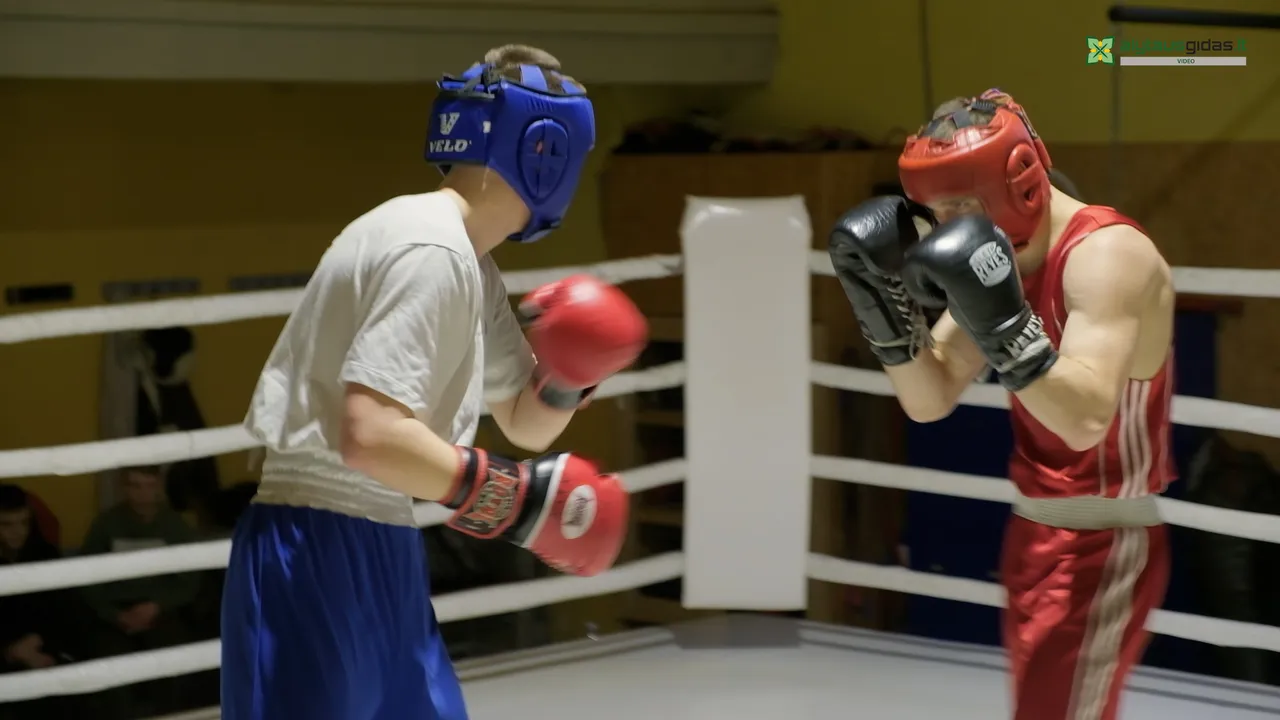 03 po reportazo00 02 30 07still257