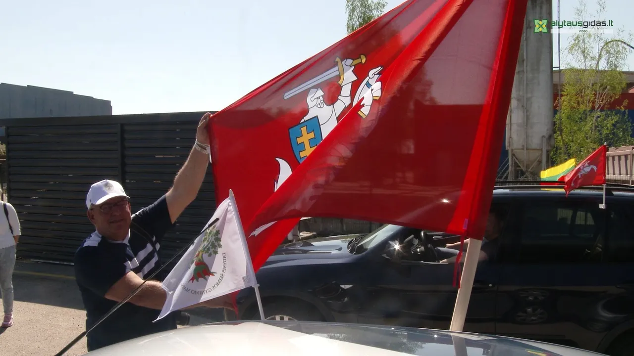 03 po reportazo00 02 50 23still014