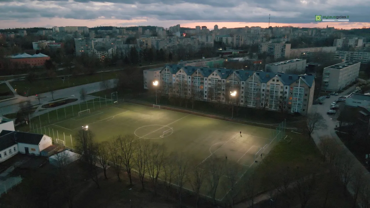 03 po reportazo00 03 00 14still014