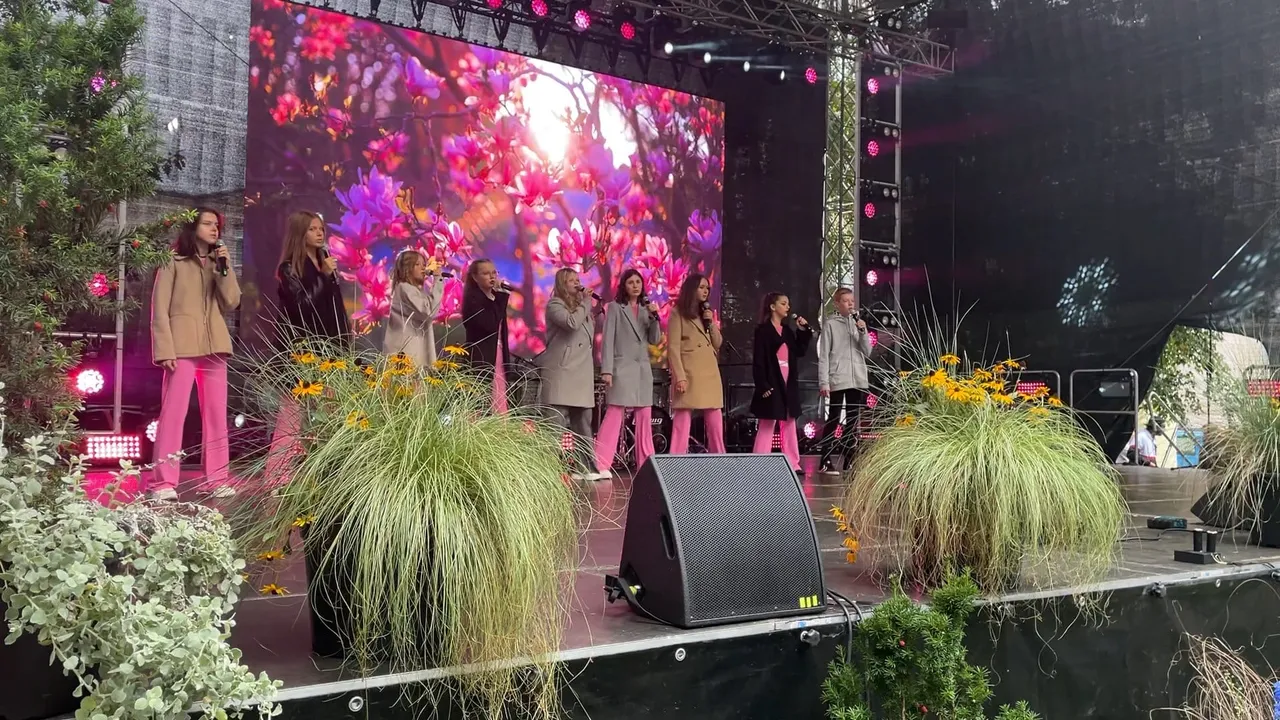 03 po reportazo00 03 08 01still205