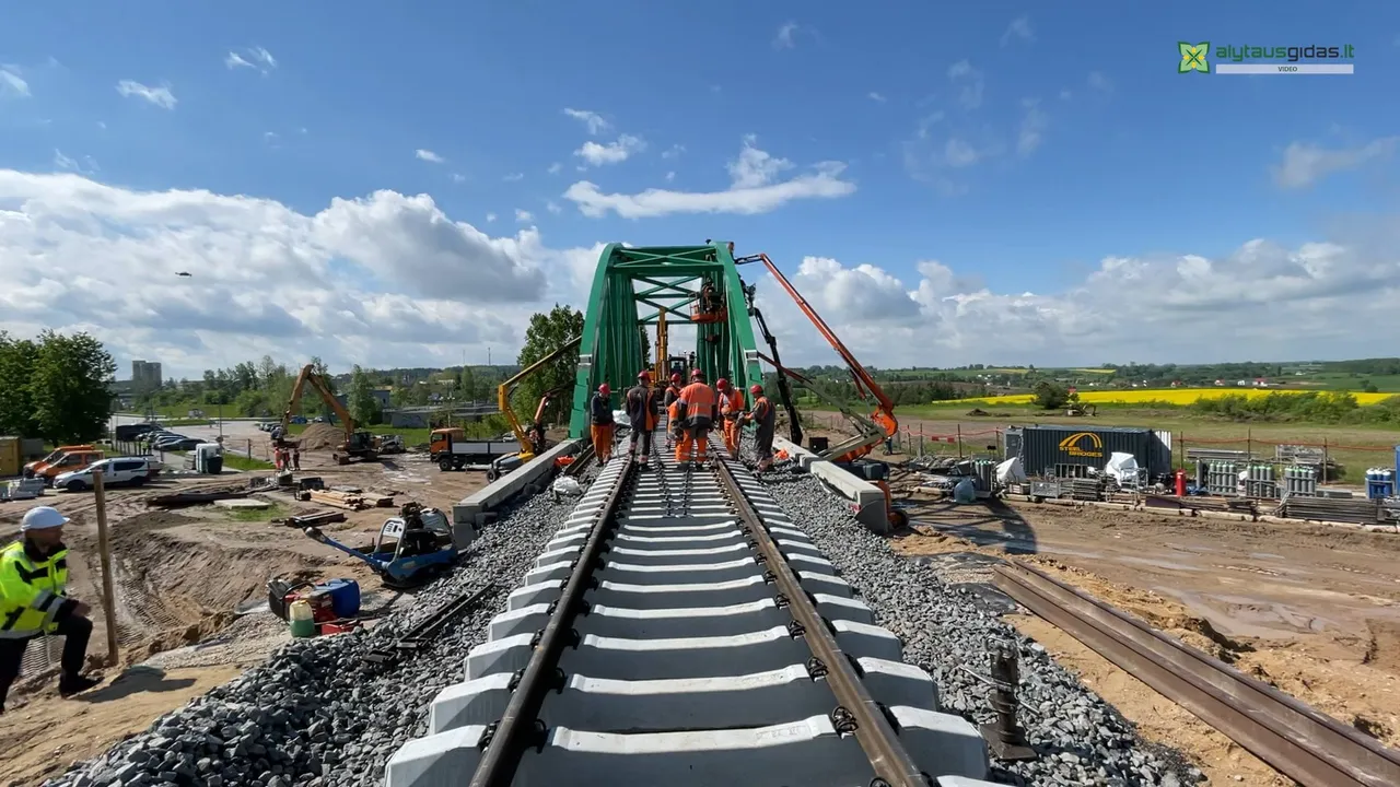 03 po reportazo00 03 10 03still008