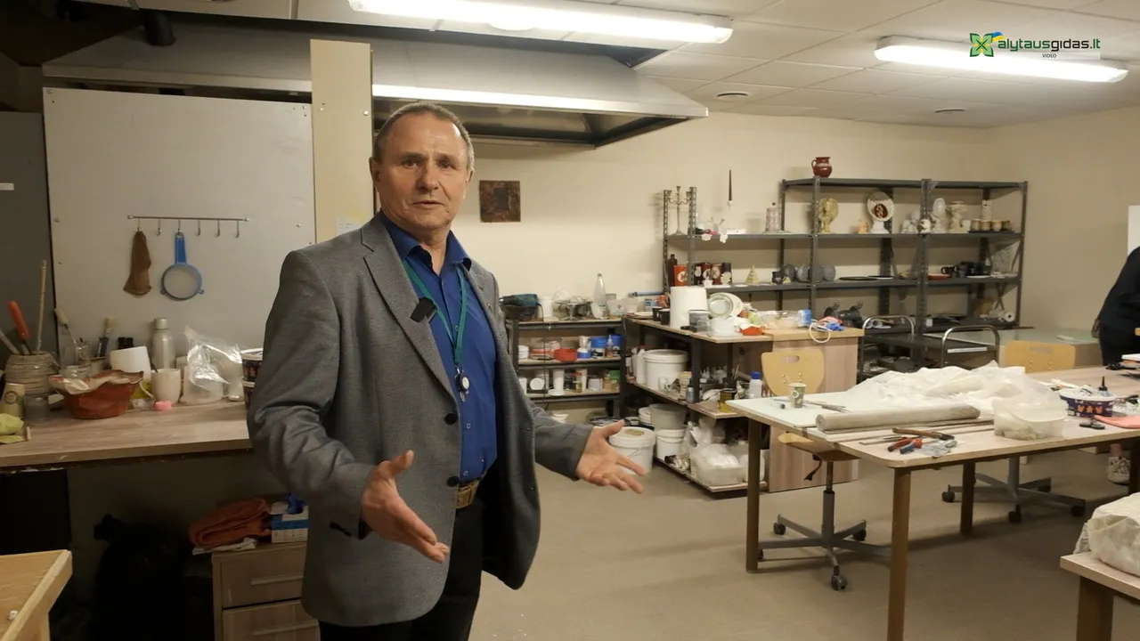 03 po reportazo00 03 11 03still064