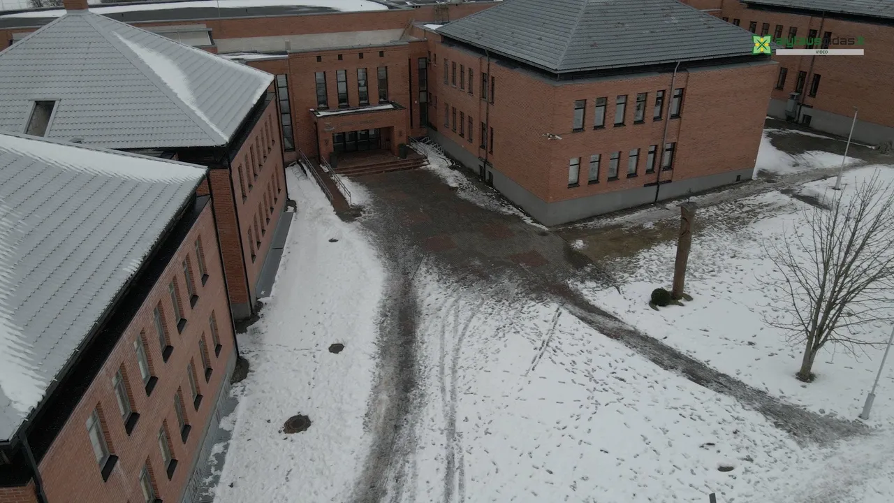 03 po reportazo00 04 19 06still098