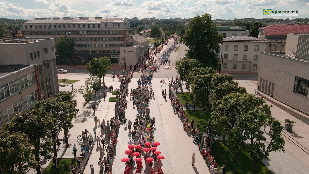 03 po reportazo00 15 16 14still122