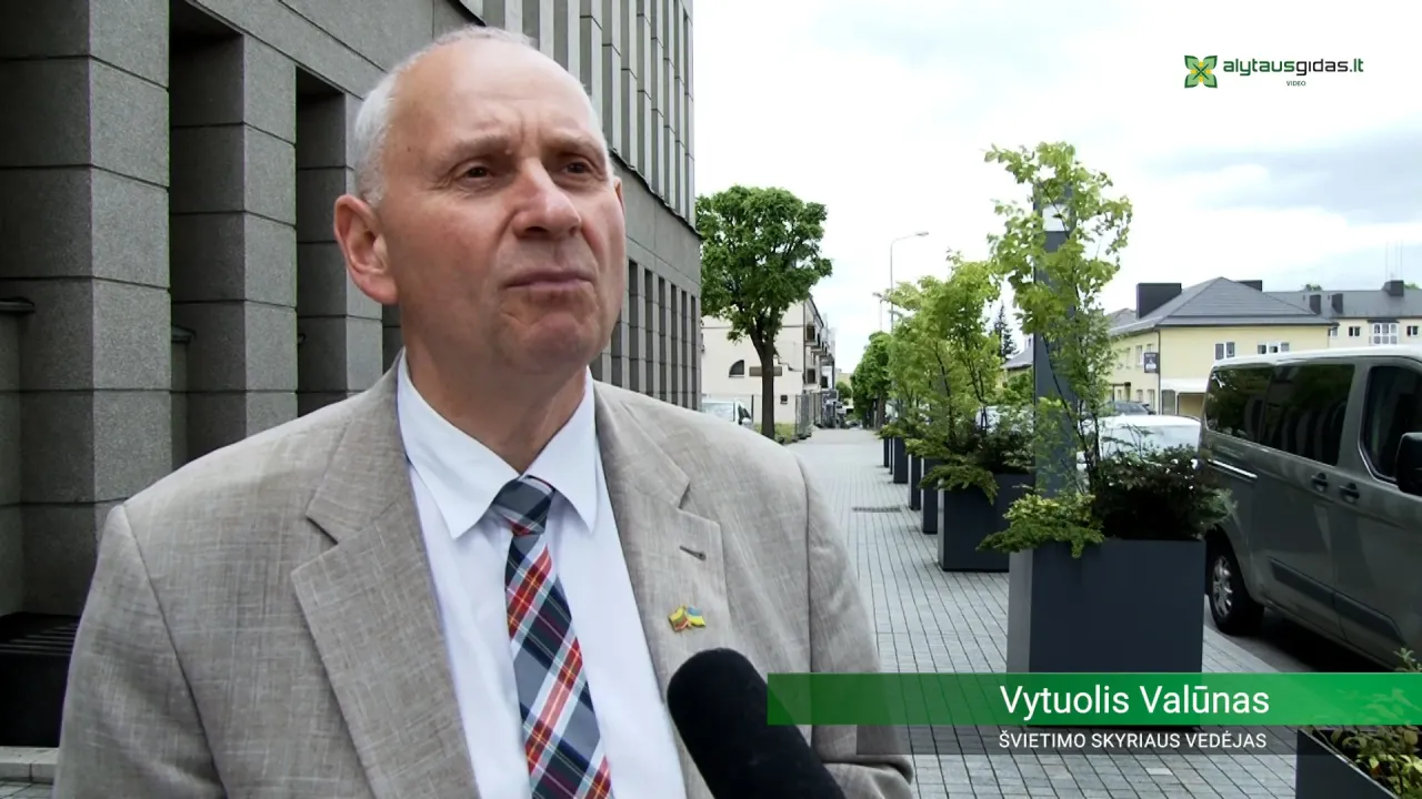 03 po reportazo01 01 42 28still108 jpg