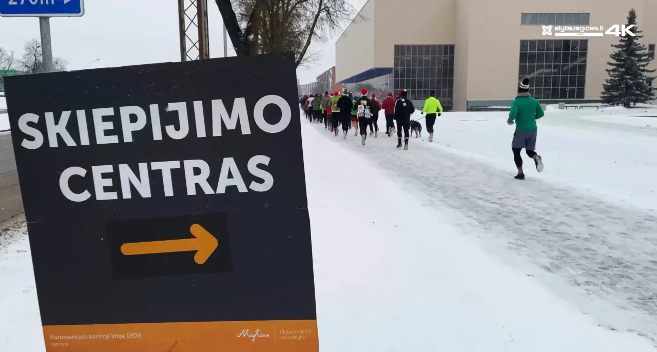 12 24 kaledinis begimas00 01 39 57still004 1 scaled