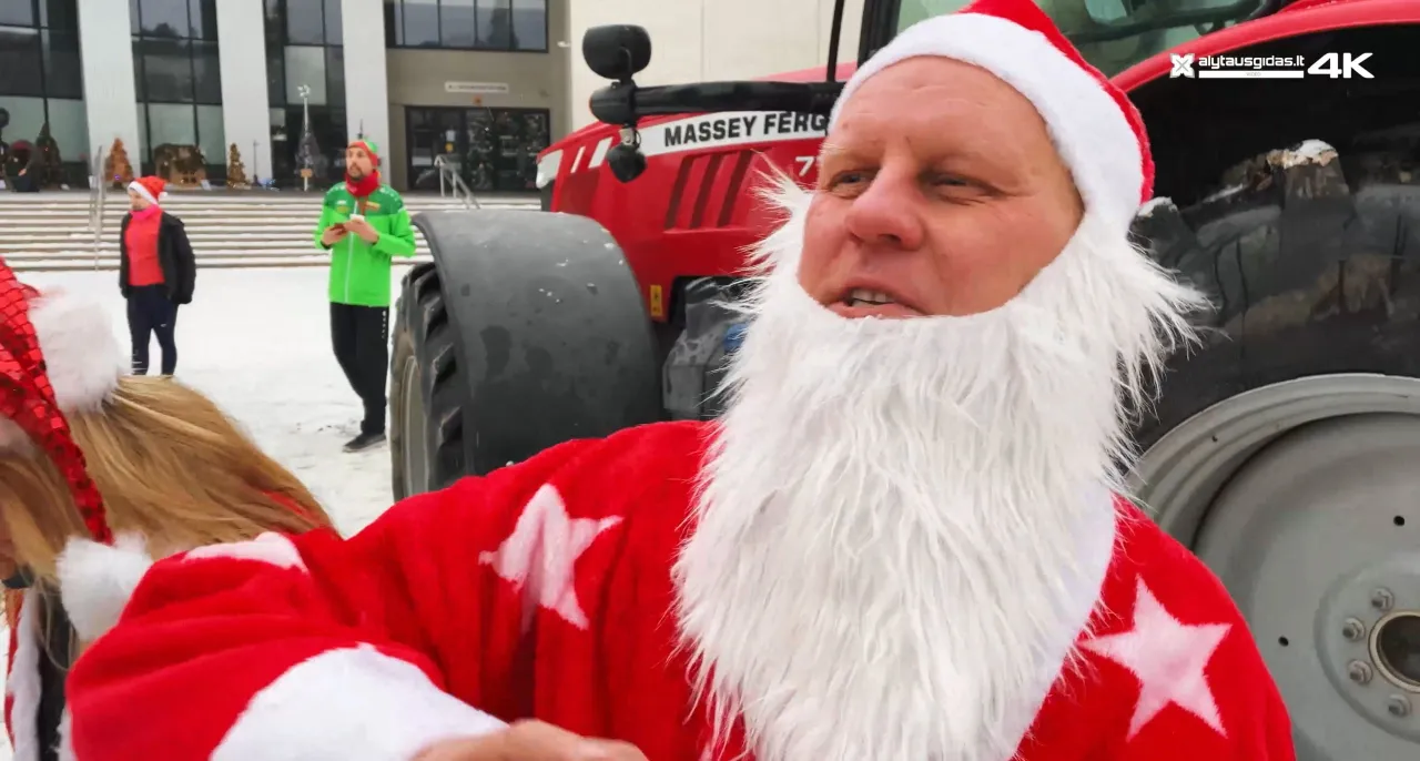 12 24 kaledinis begimas00 02 41 45still011 scaled