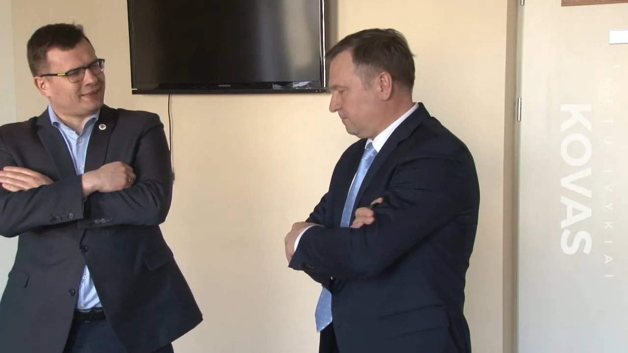 12 31 block postaqi00 04 02 23still015