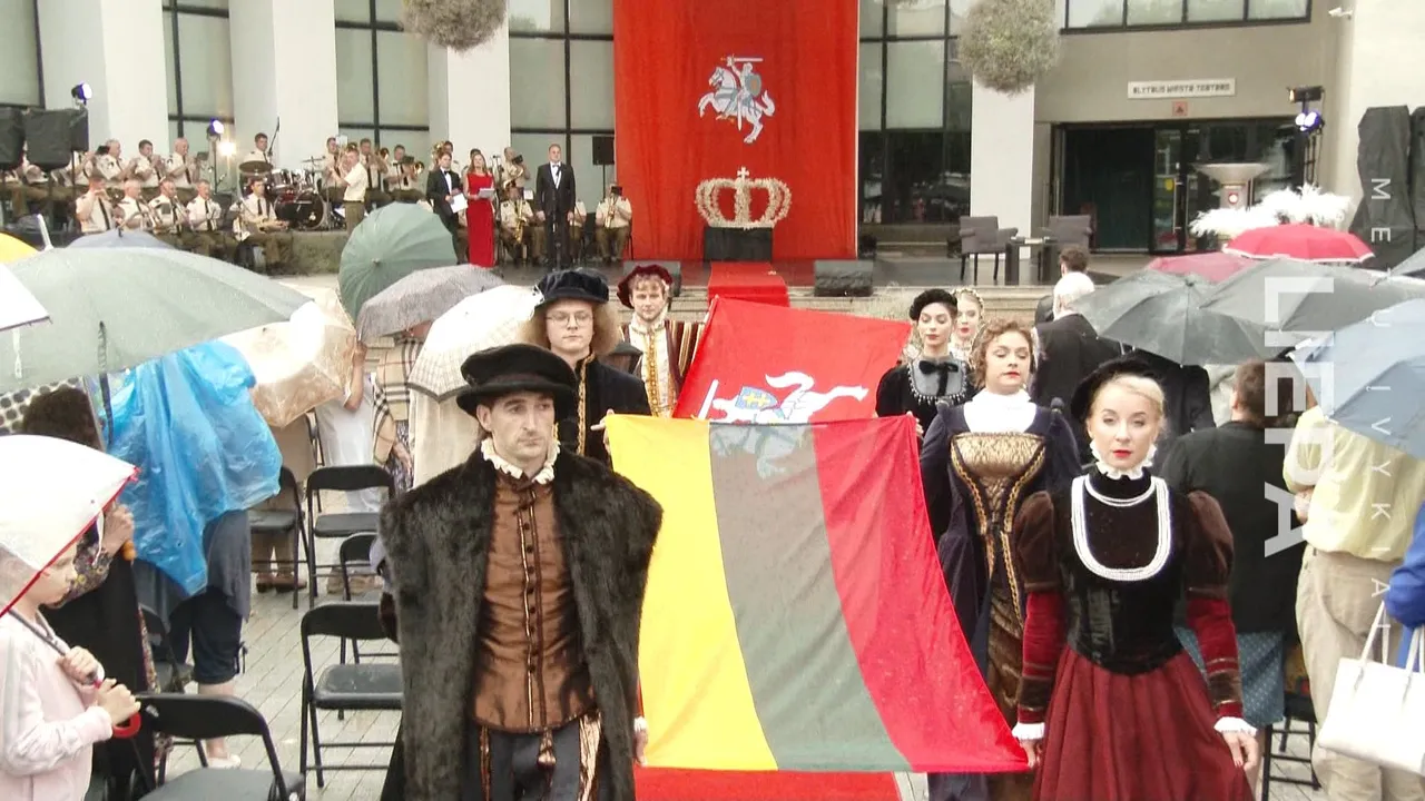 12 31 block postaqi00 07 45 23still019