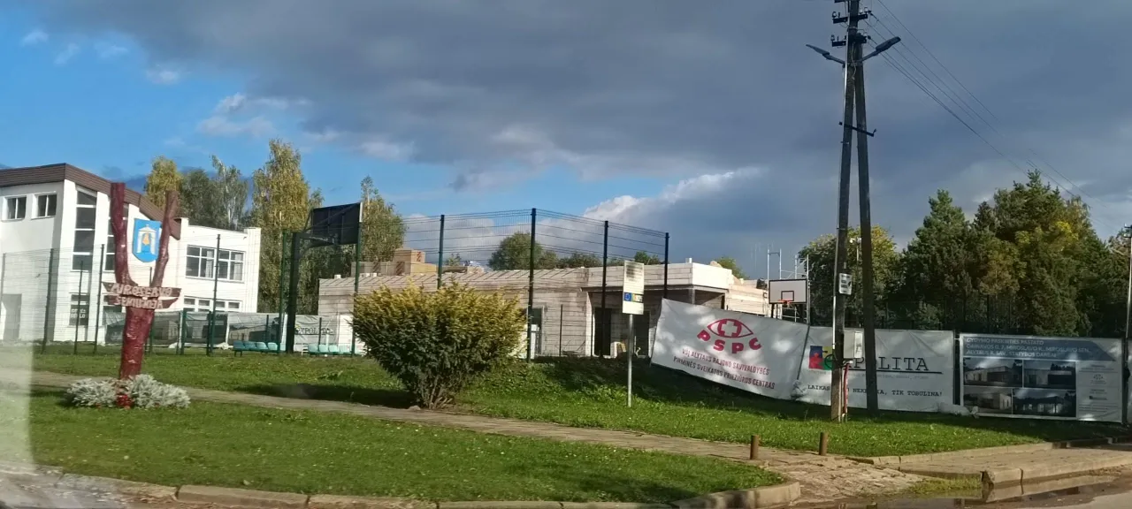 1664355650873 scaled