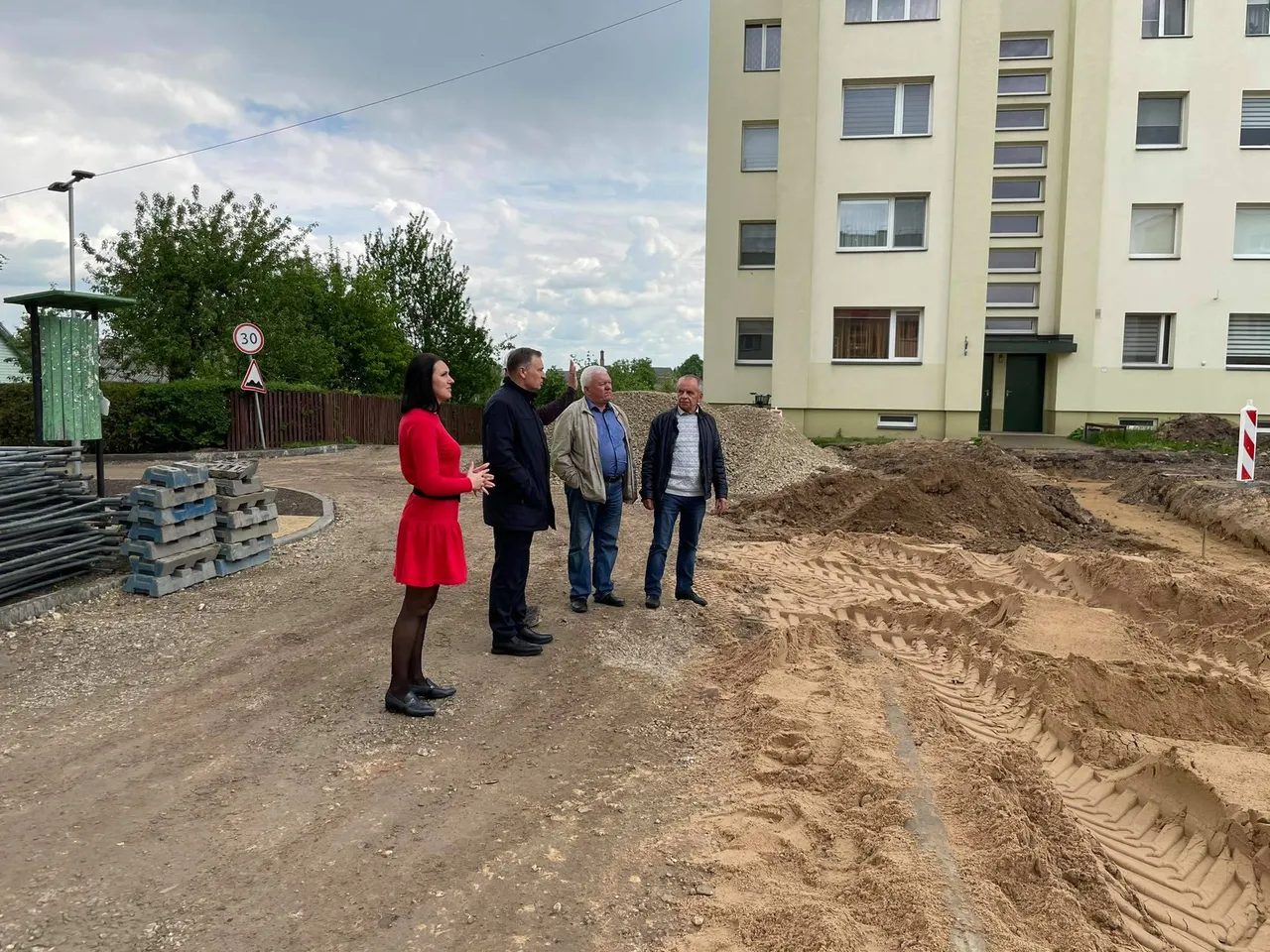 192587251 175834767878861 6043974626188873593 n