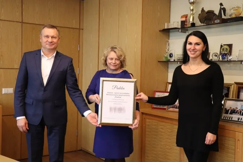 1apdovanojimas mikalavo bendruomenei