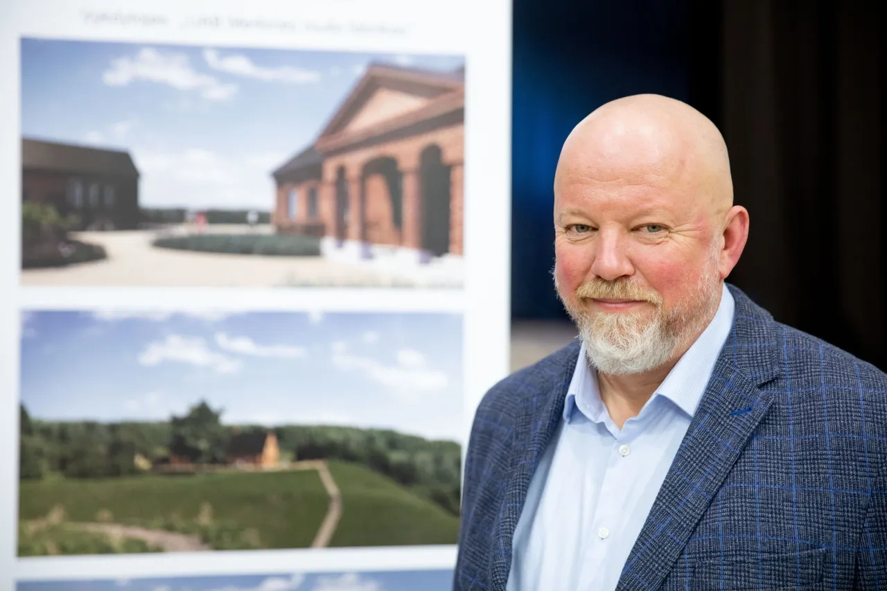 20211116merkyne1220 scaled