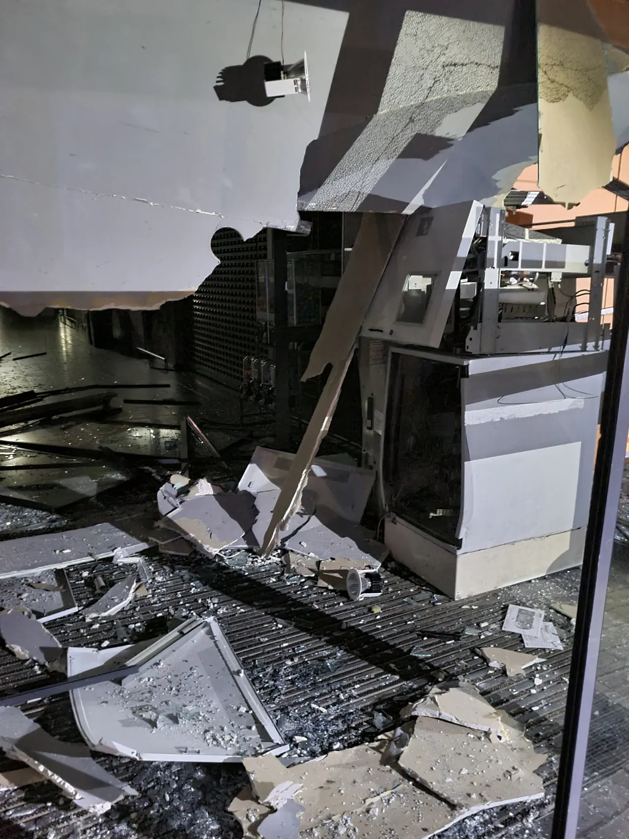 20220615 032403 scaled