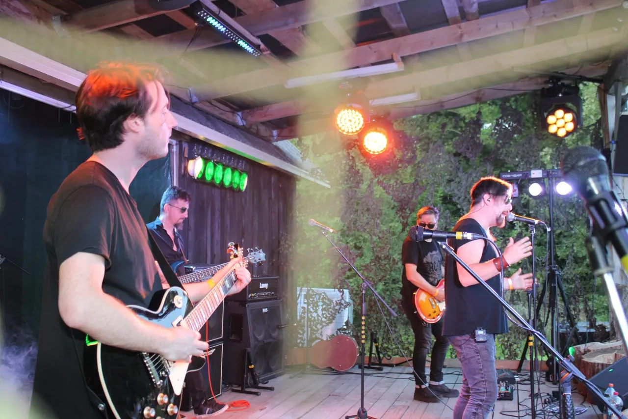 298951048 10222364662846903 7839423491517702617 n