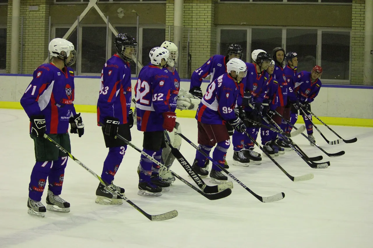 31326832 963366833836121 5561428348430712832 o