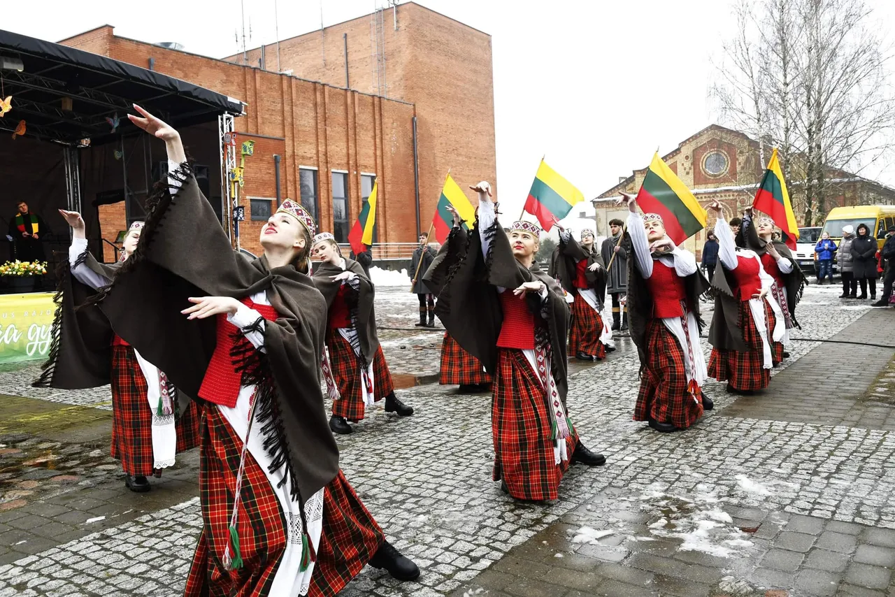 334974235 584735153539665 8737036612166091547 n