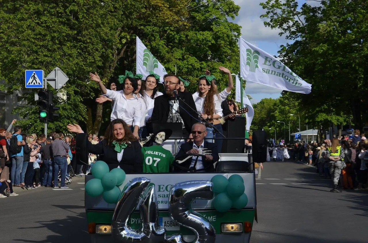 6 eisena 2017 dkc archyvai