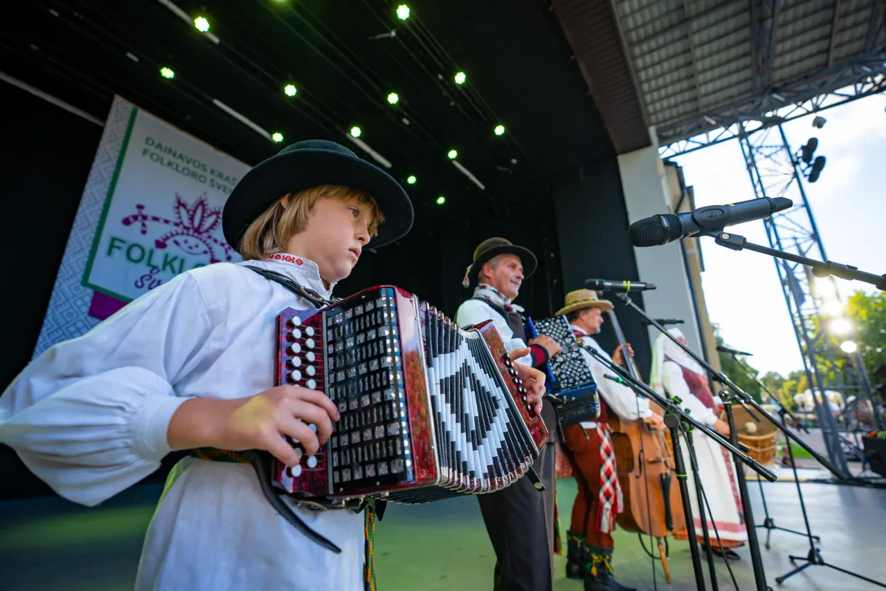 7 kapeliju grajus scaled