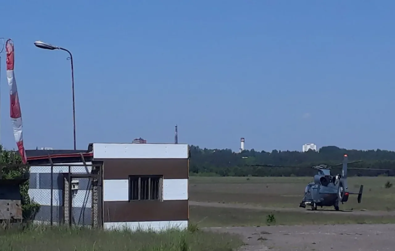 aerimg fc96c42dc3e375f31b0780b0f3179f32 vs jpg