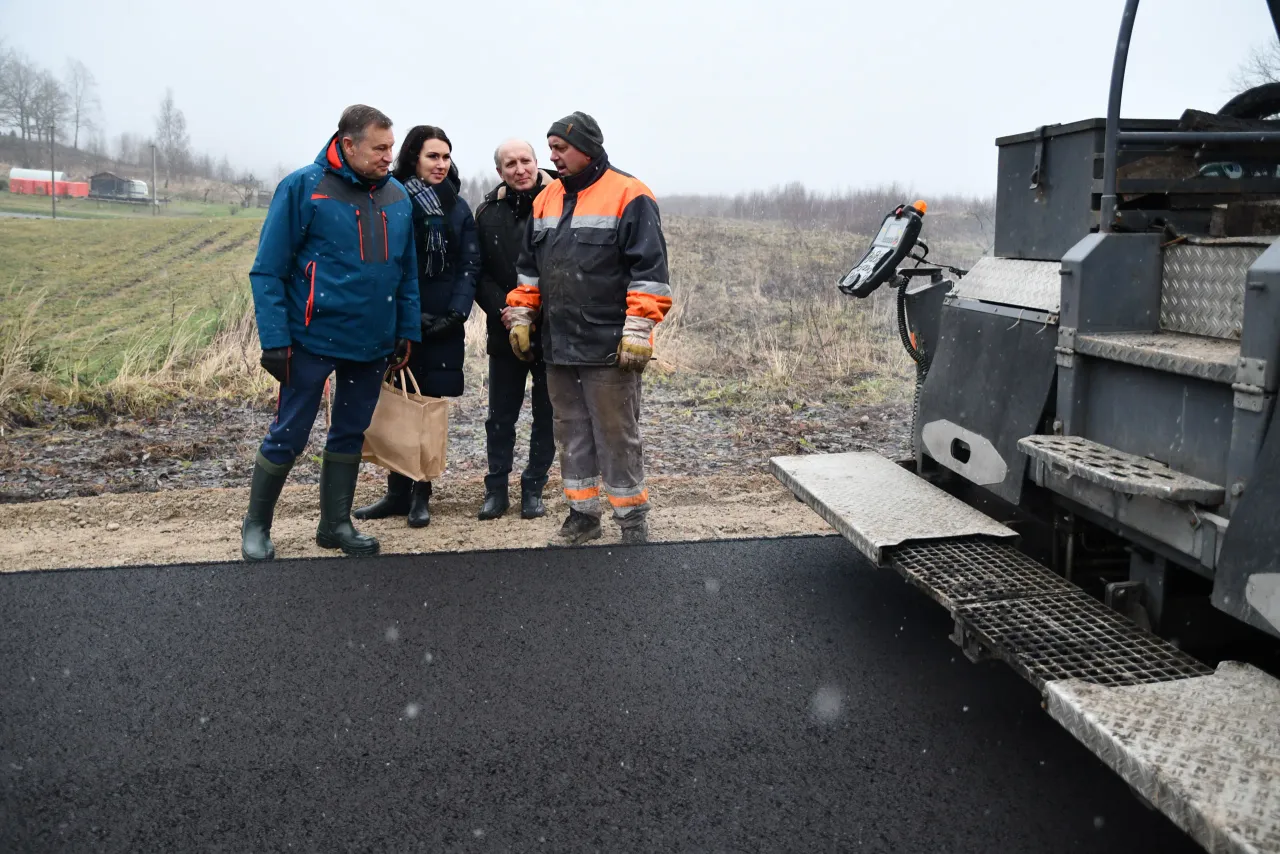 alytaus rajone isasfaltuota beveik 100 kilometru kaimo keliu 1 scaled