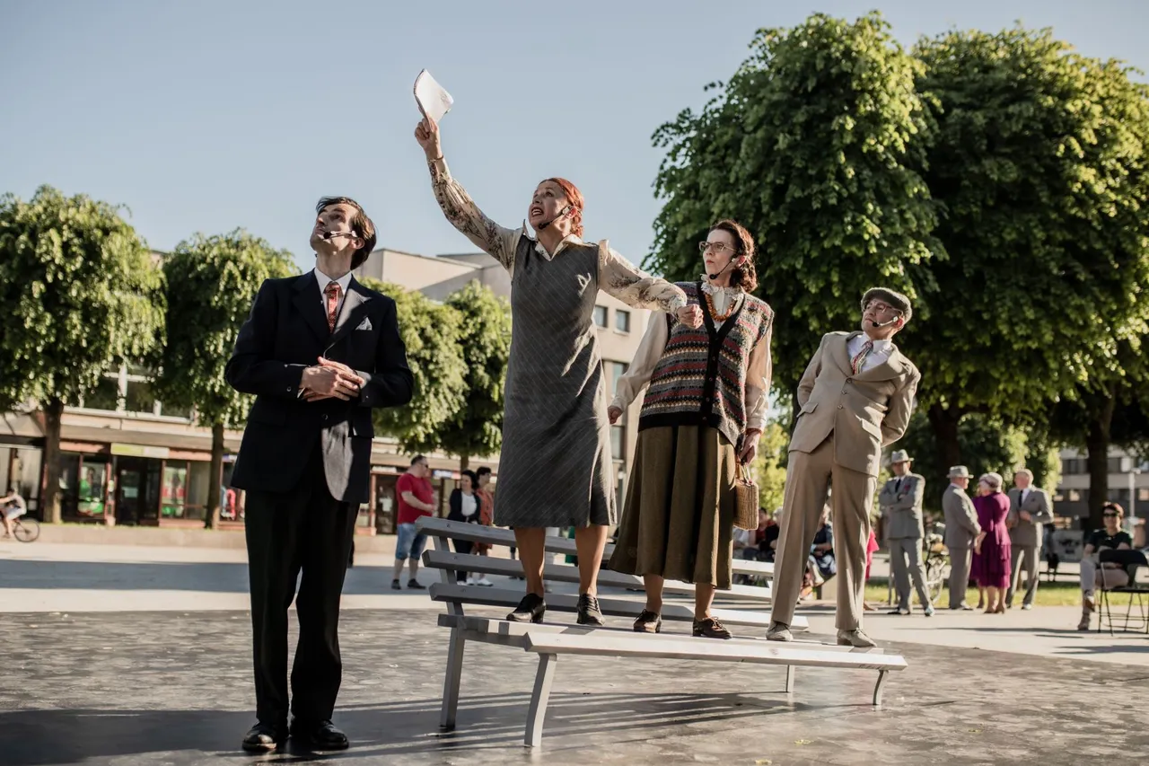 archyvu metai misko mote 25