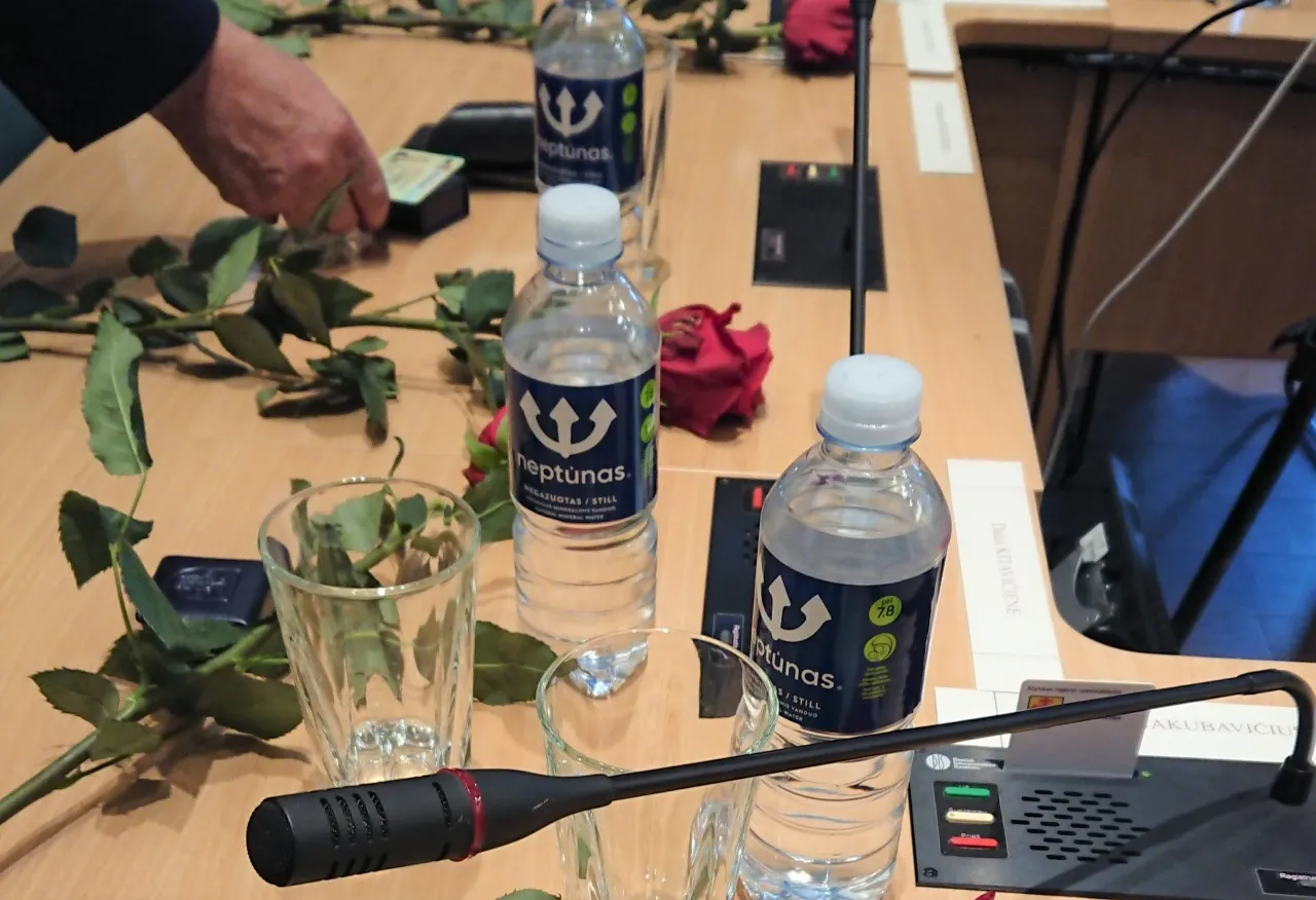 arstart23dsc 1250 scaled