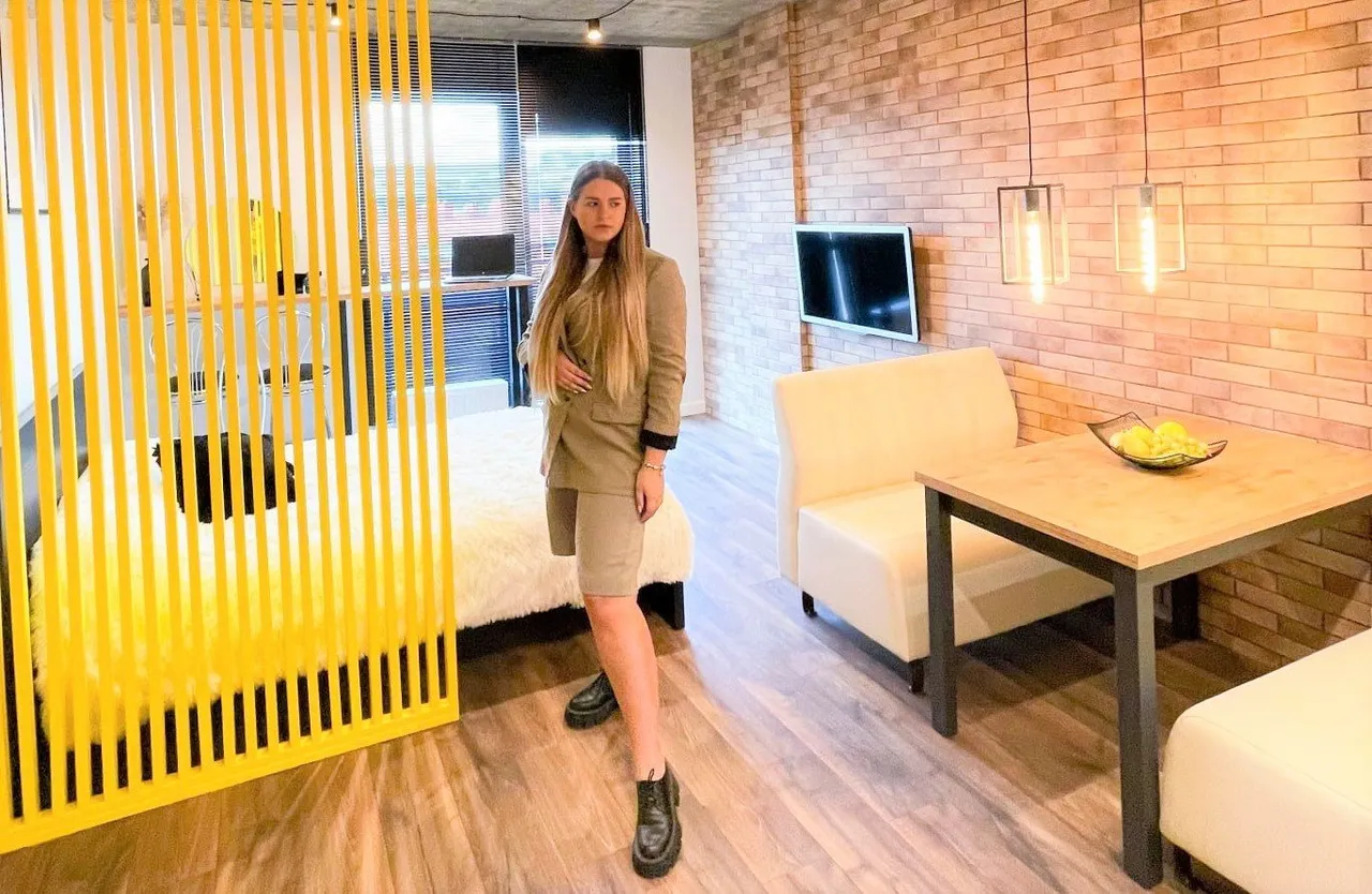 austejur239288426 207356704744717 5384877942148782227 ns