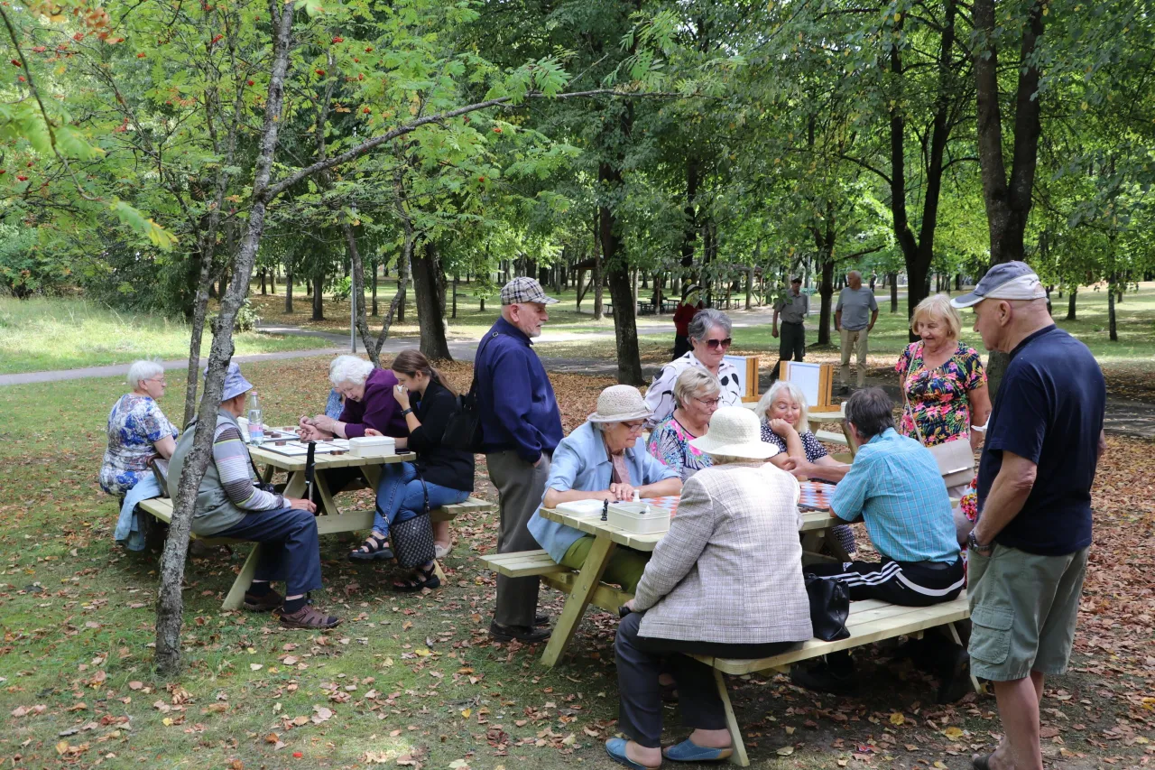 bendra650ae4ef9ec45 scaled