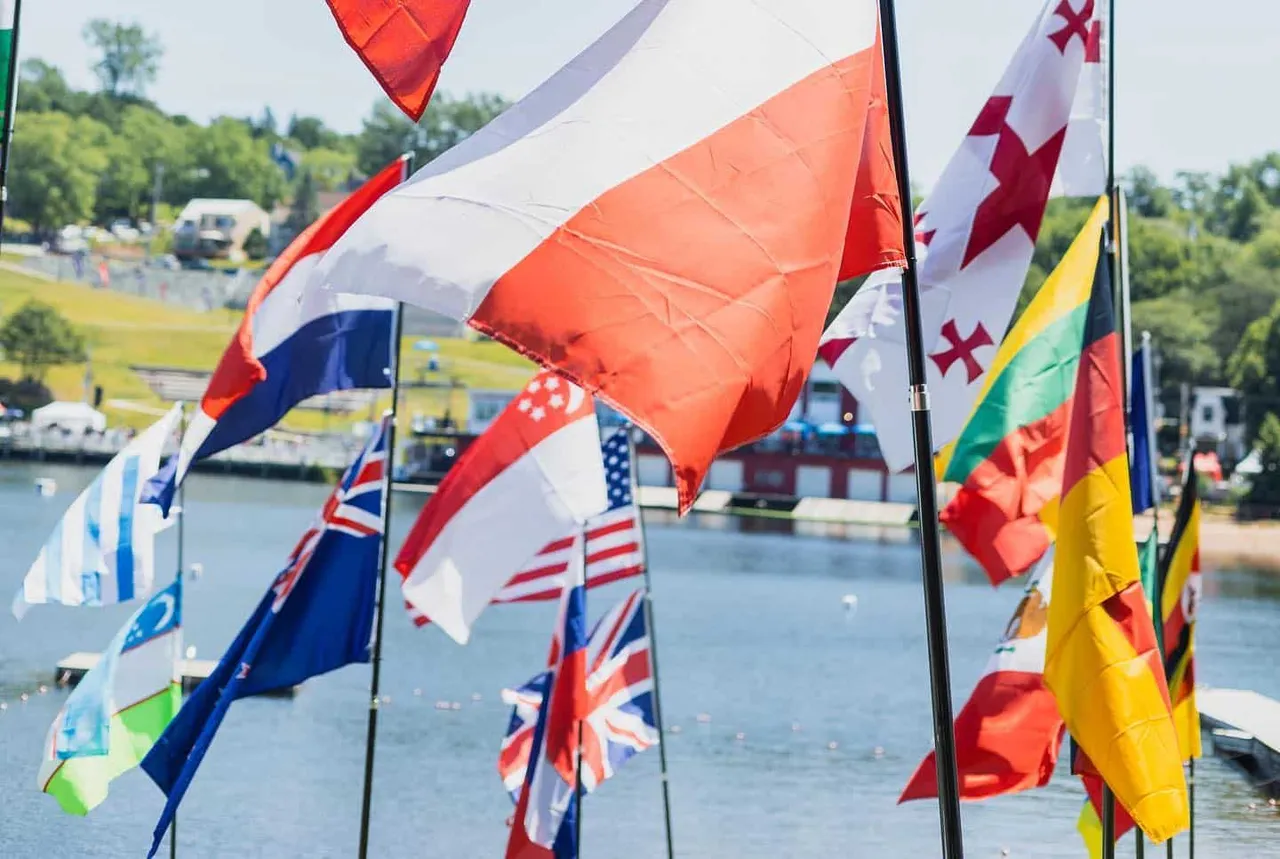 canno297489958 195063616209717 6289292986870059479 n