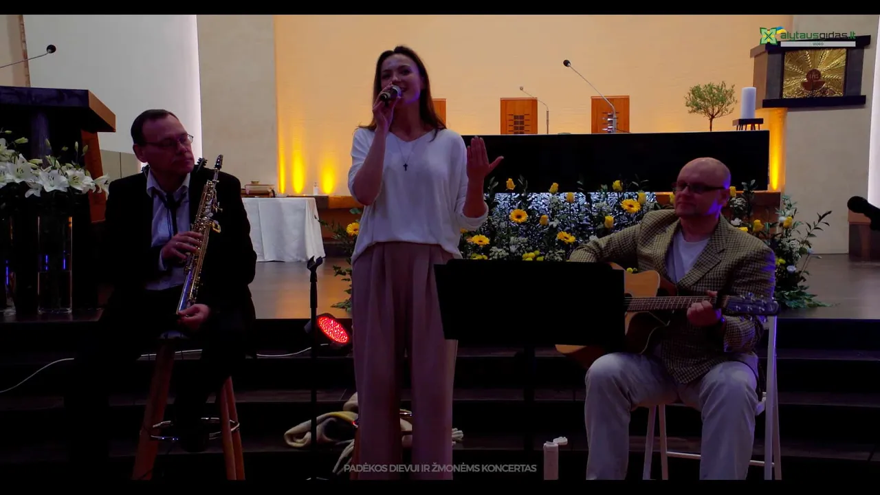 clip000200 32 22 04still006