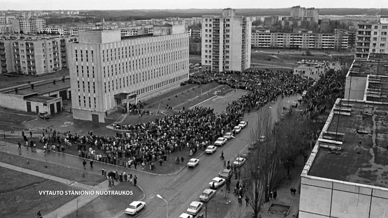 dji 021900 00 16 05still005