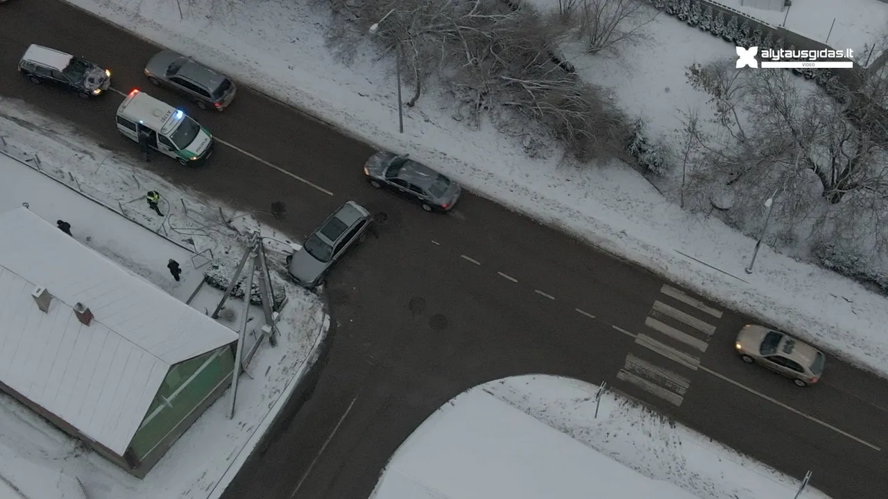 dji 066600 00 37 18still002