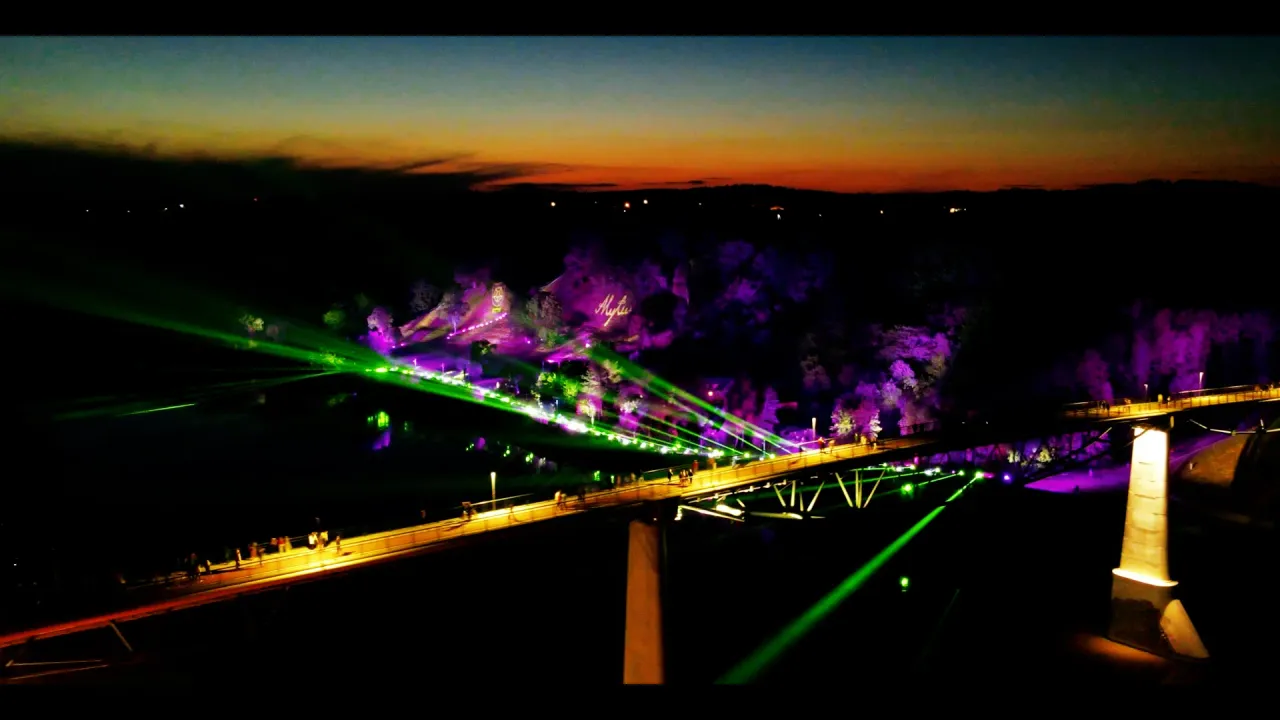 dscf005700 04 55 26still009 1 jpg