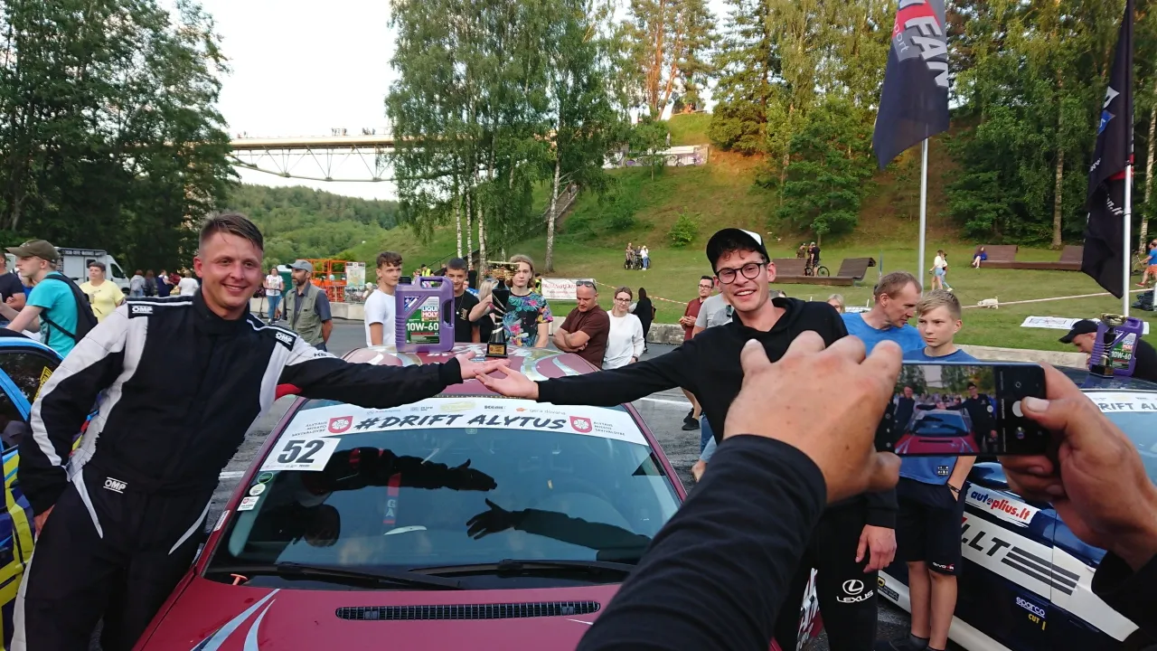 dscpdc 0003 burst20220703211041226 cover scaled