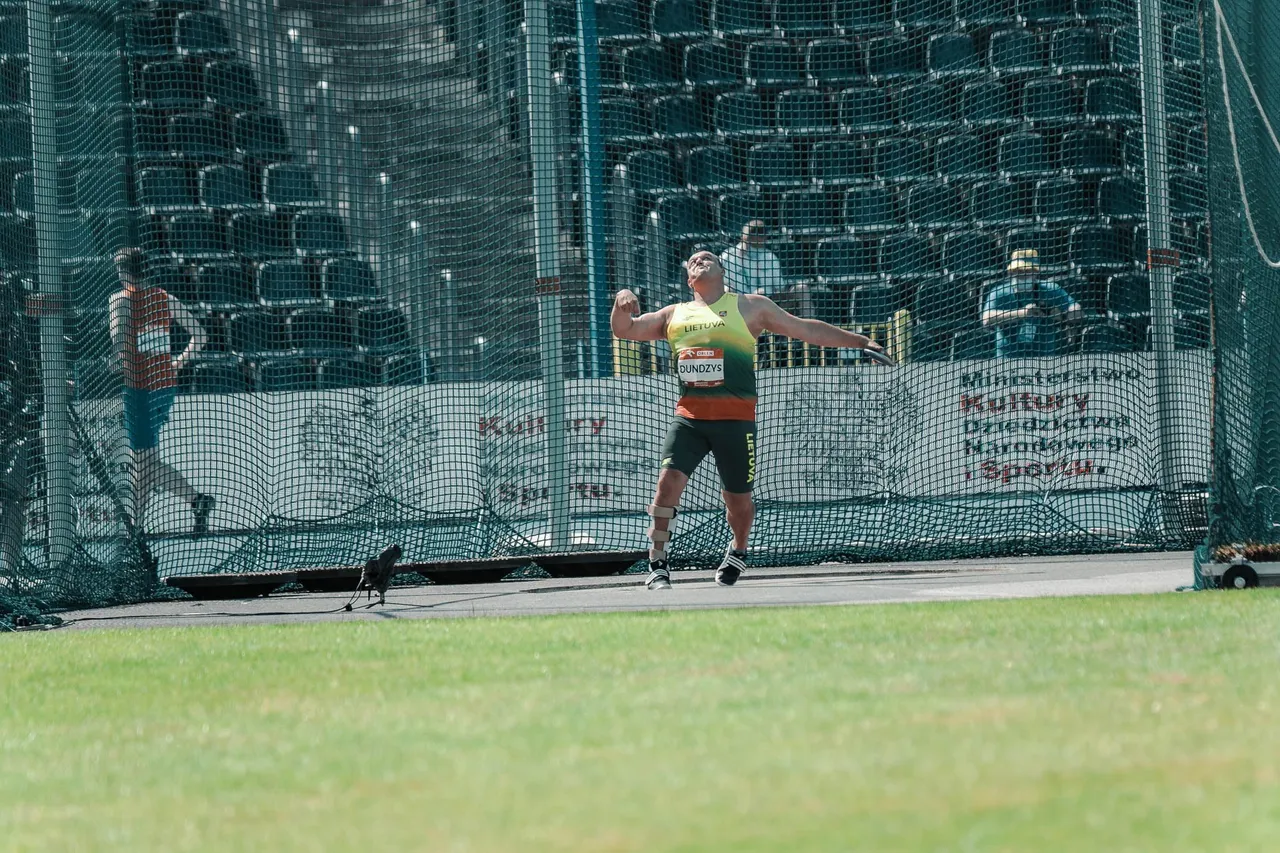 dundz196808679 494044825269311 7097430674205604737 n