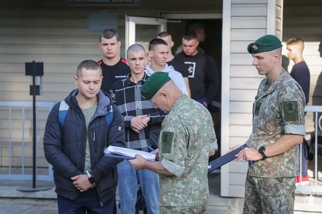 fb img 16618381838843181