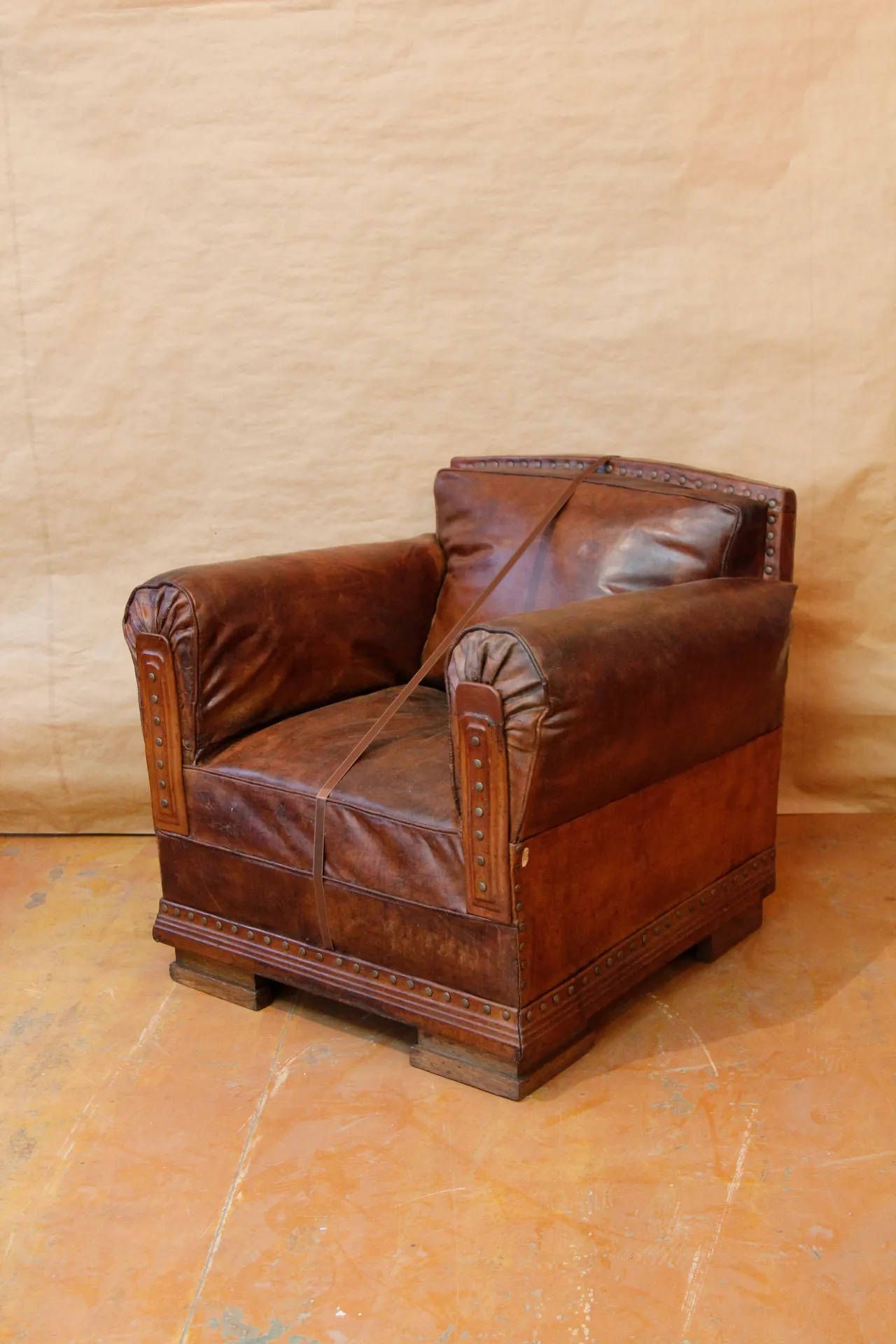 g tamosiunienes nuotr 1 odinis fotelis