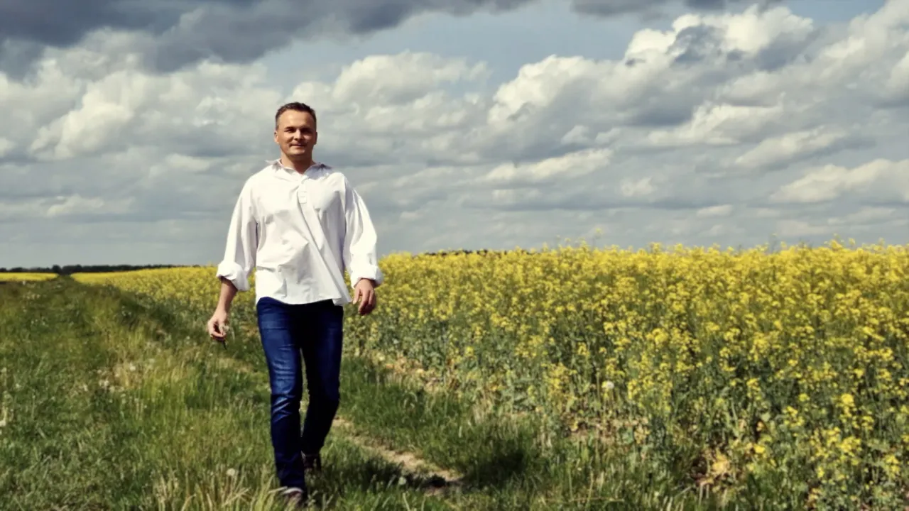 giedrius dadida 2 kadras is vaizdo klipo jpg