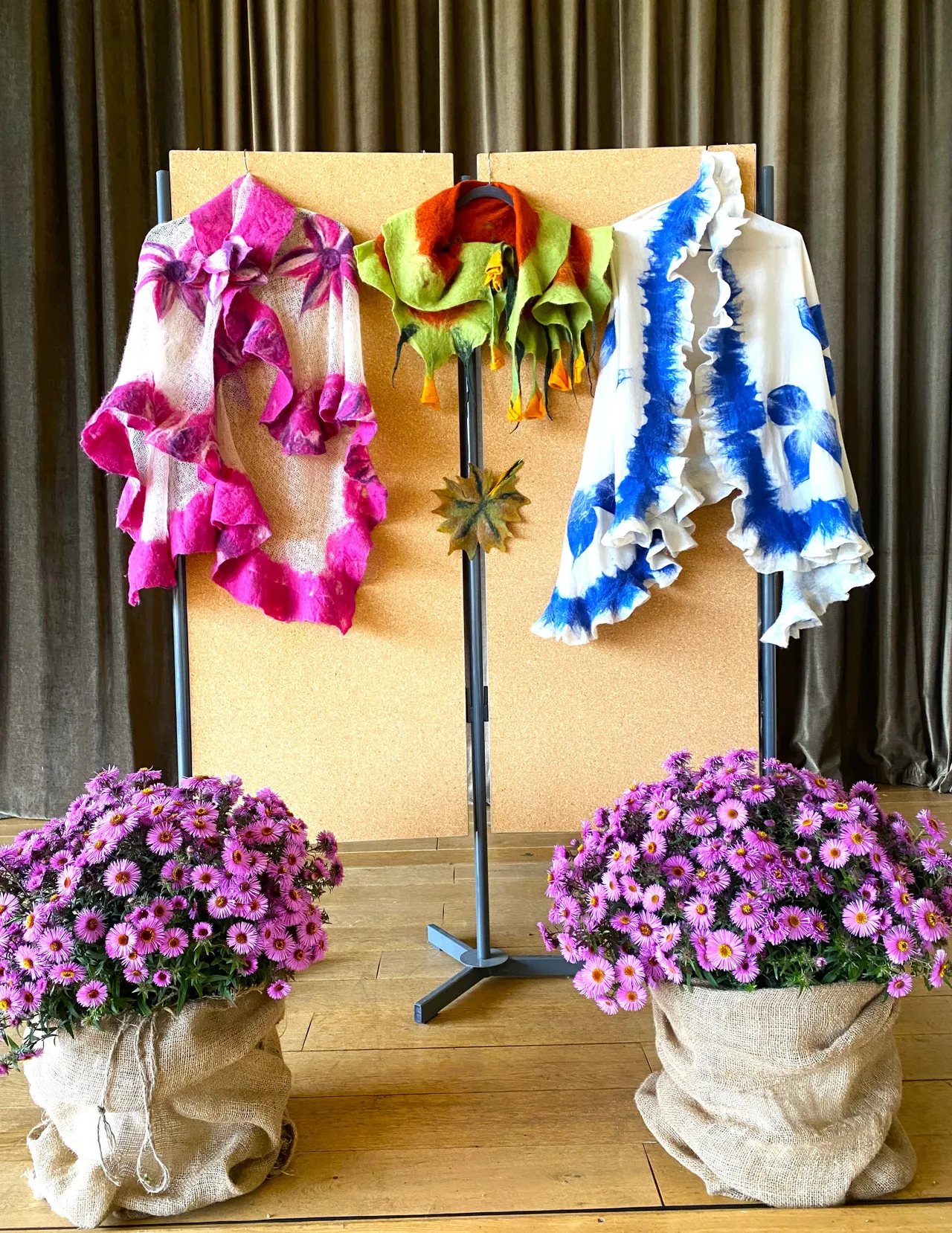 i kasetienes gaminti vilnos drabuziai