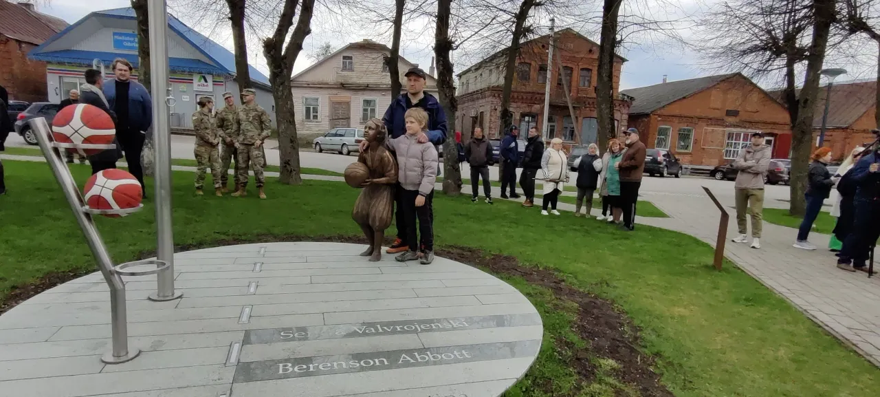 img 20220506 143353 1 scaled