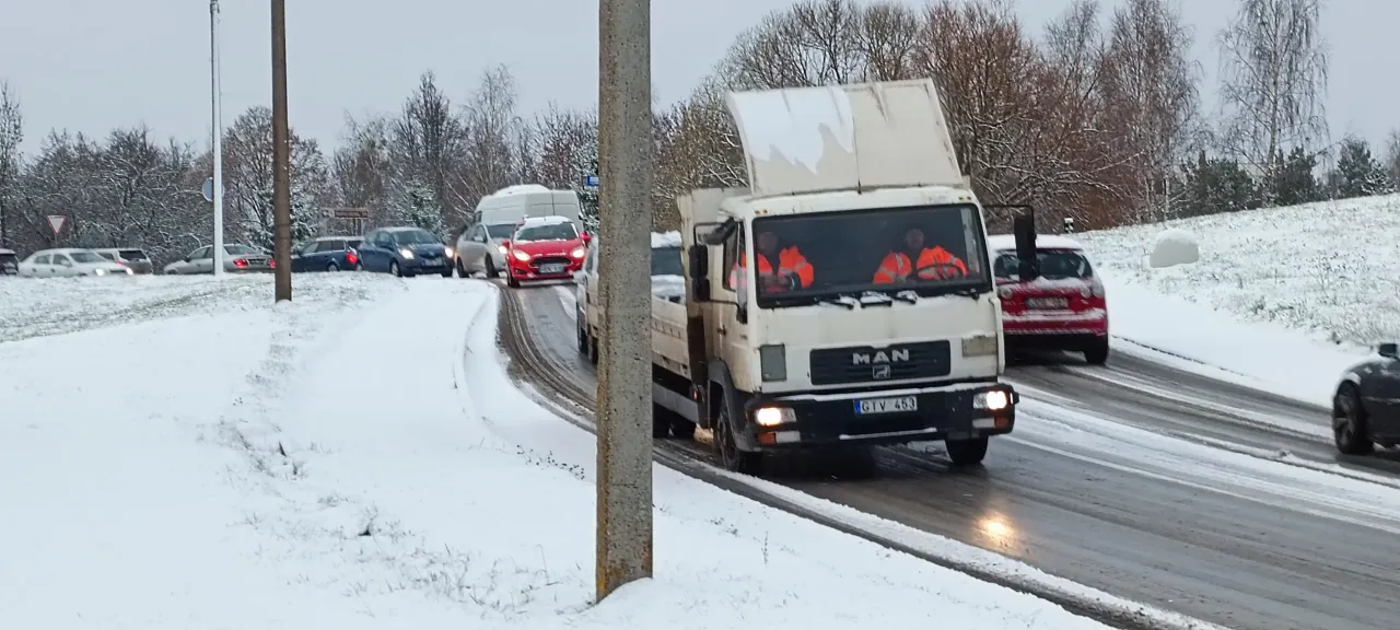 img 20221118 144958 scaled