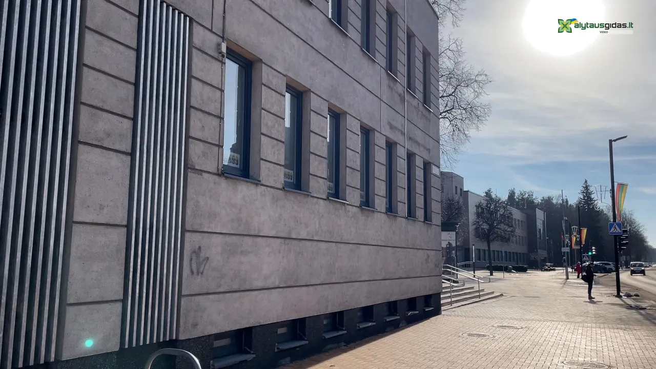 img 622500 04 16 24still005