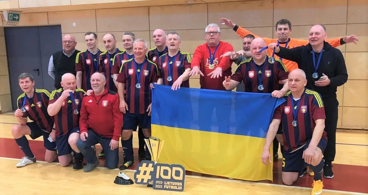 img 65cbb207bbcb2ae63767f7ec8379cbee v