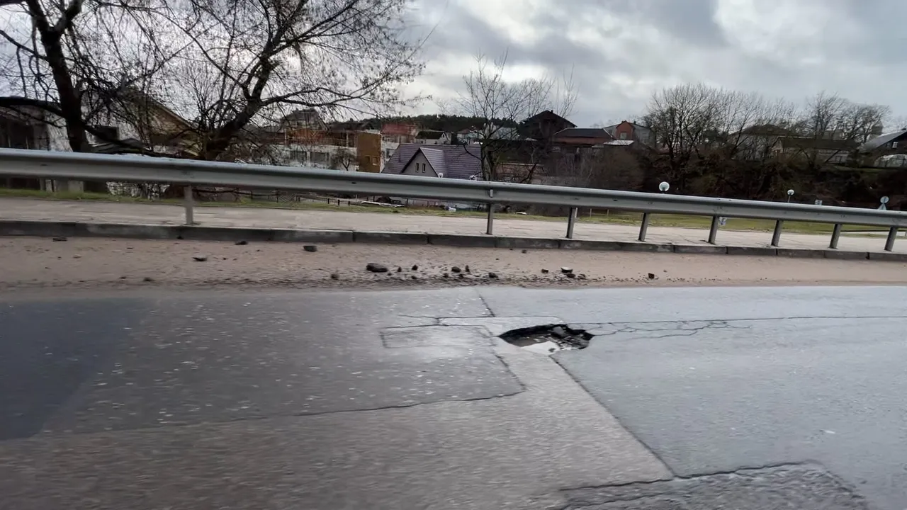 img 700600 05 42 02still001