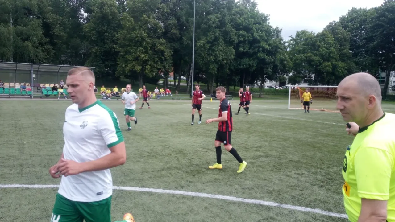 img ea2564230b75b1cabdaa8bfdb18b6194 v jpg