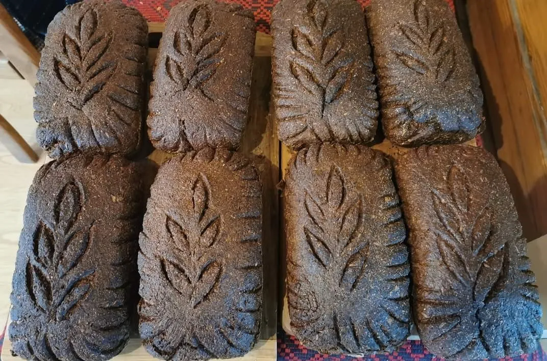 inos kaskonienes namine duona