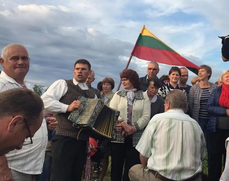 kestutis tumynas dalyvavo liepos 6 osios minejime ant rumboniu piliakalnio